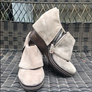 Womans suede ankle bootie